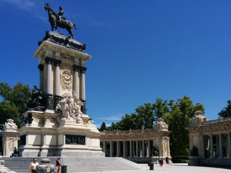 MADRID-COOL-BLOG-RETIRO-monumento-alfonso-XII-G