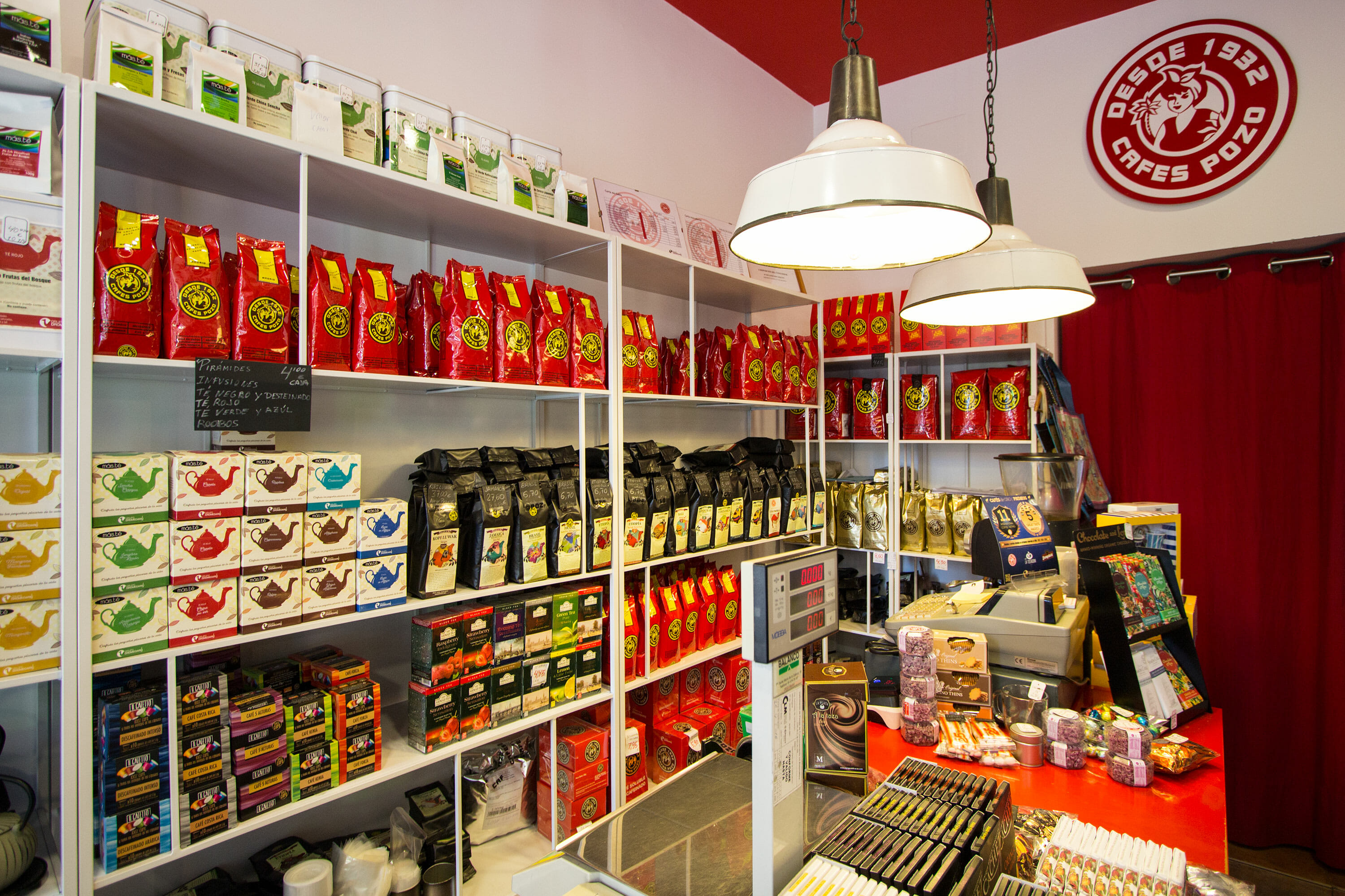 Cafés Pozo Una pequeña tienda para coffee lovers en