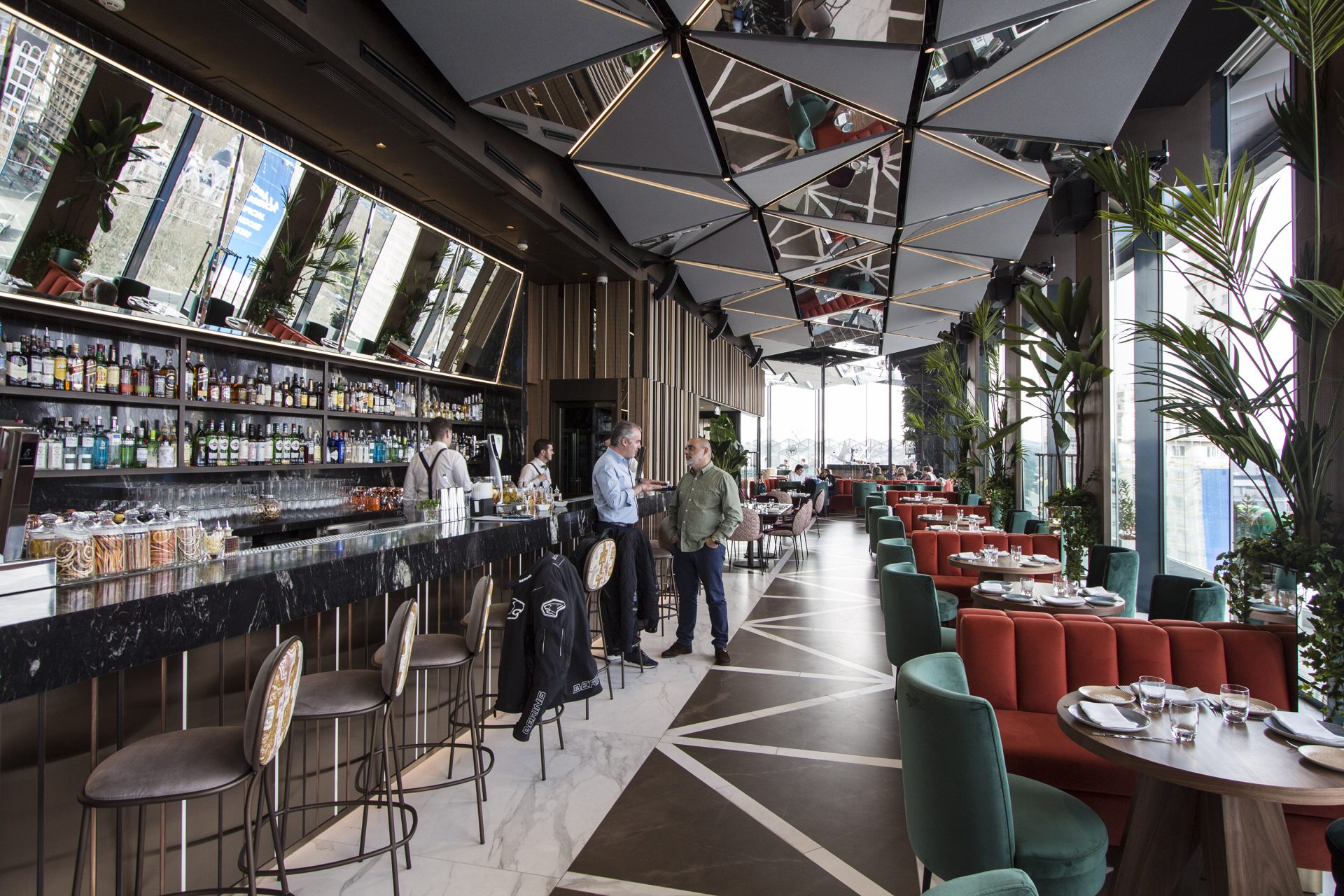 Ginkgo Sky Bar. La terraza más espectacular del 2018 en Madrid.